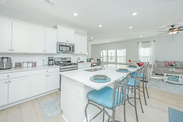 1035 Grace Field Avenue, Summerville, SC 29485