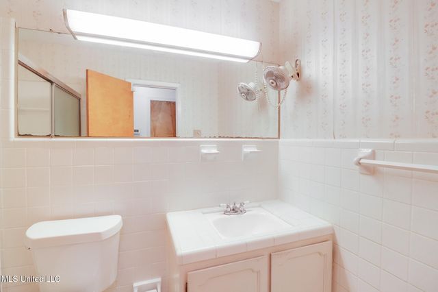 820 Lackland Drive, Biloxi, MS 39532