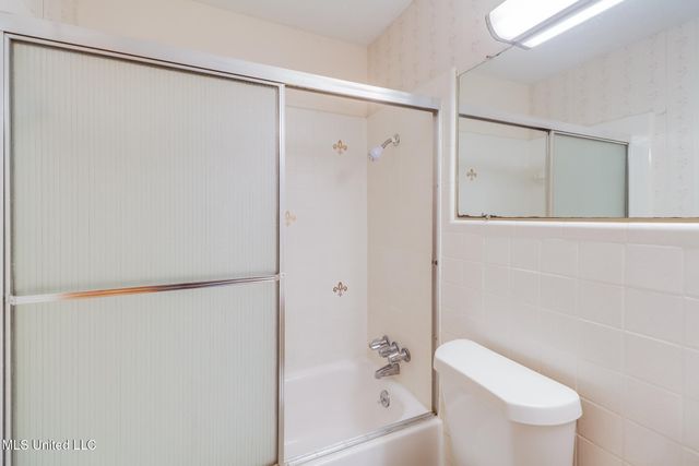 820 Lackland Drive, Biloxi, MS 39532