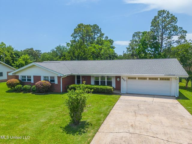 820 Lackland Drive, Biloxi, MS 39532