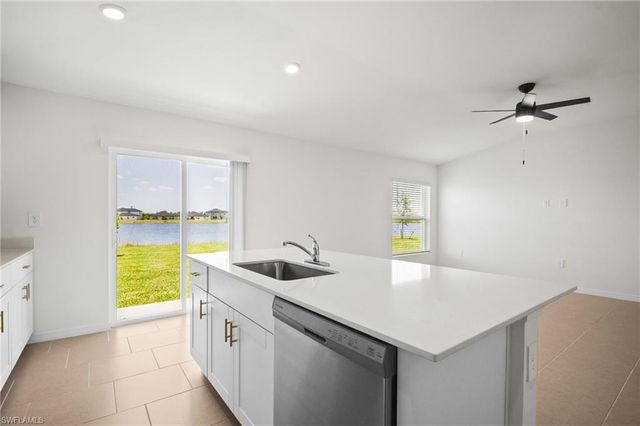 17633 paradiso WAY, North Fort Myers, FL 33917
