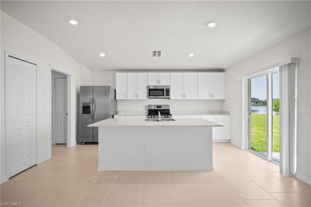 17633 paradiso WAY, North Fort Myers, FL 33917
