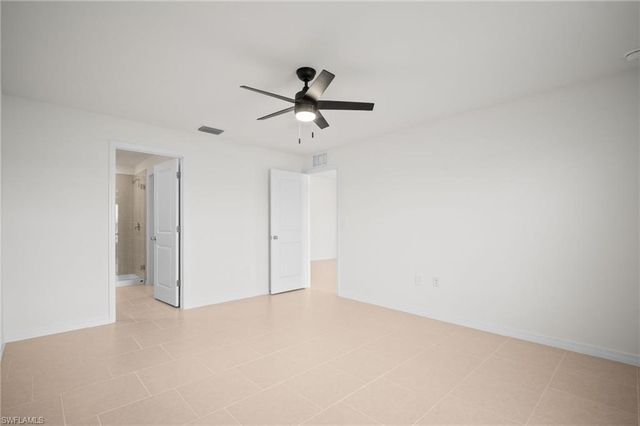17633 paradiso WAY, North Fort Myers, FL 33917