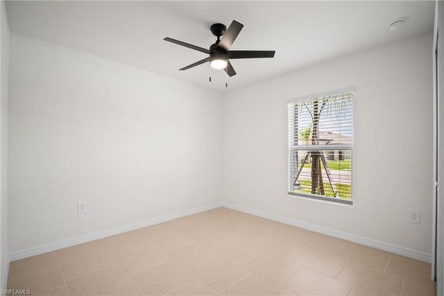 17633 paradiso WAY, North Fort Myers, FL 33917