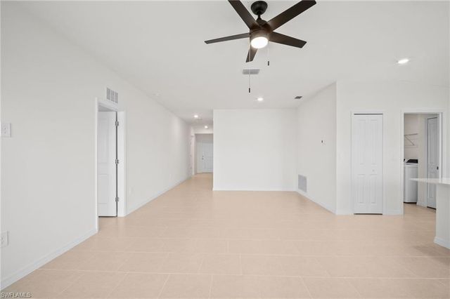 17633 paradiso WAY, North Fort Myers, FL 33917