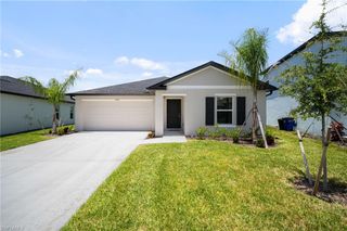 17633 paradiso WAY, North Fort Myers, FL 33917
