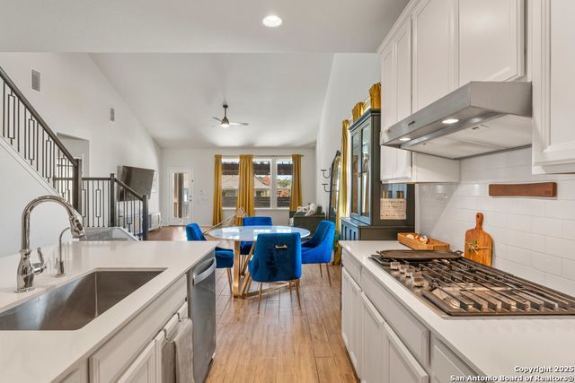 27333 Pollock Pl, San Antonio, TX 78260