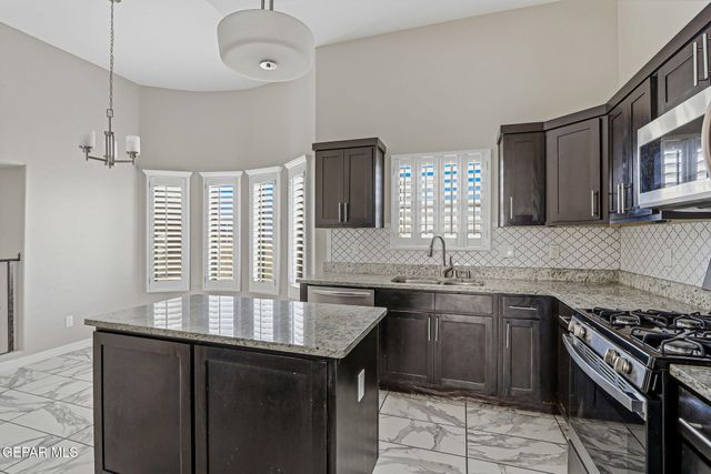 12587 Barbaro Way, El Paso, TX 79928