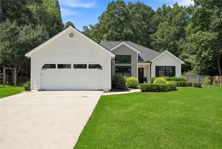 3484 Cherry Blossom Court, Loganville, GA 30052