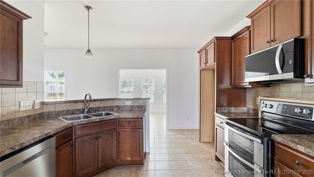 443 Brownstone Drive, Raeford, NC 28376