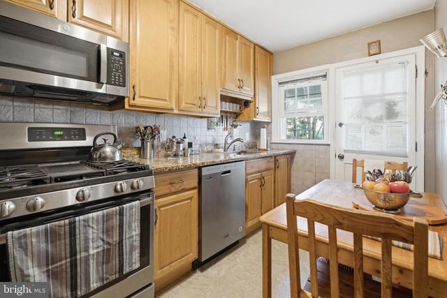 258 HAMPDEN RD, Upper Darby, PA 19082