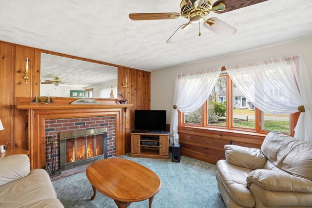 28 Pine Grove Road, South Yarmouth, MA 02664