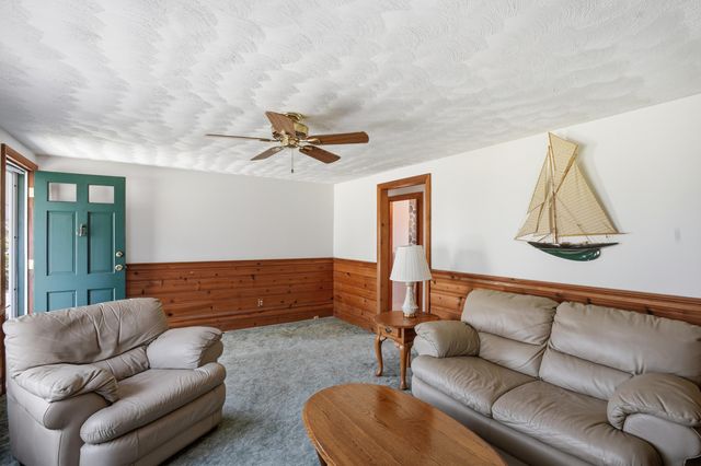 28 Pine Grove Road, South Yarmouth, MA 02664