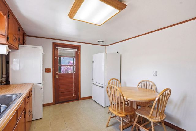 28 Pine Grove Road, South Yarmouth, MA 02664