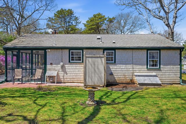 28 Pine Grove Road, South Yarmouth, MA 02664