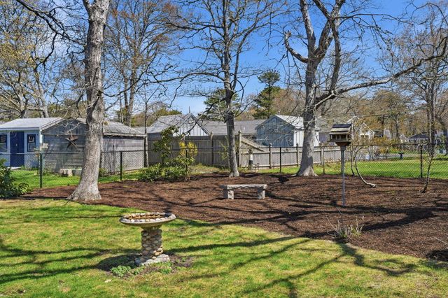 28 Pine Grove Road, South Yarmouth, MA 02664