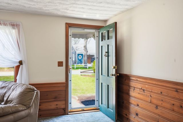 28 Pine Grove Road, South Yarmouth, MA 02664