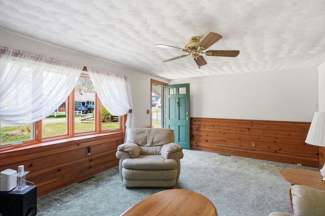 28 Pine Grove Road, South Yarmouth, MA 02664