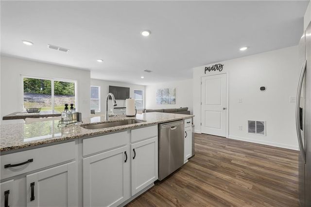 104 Dream Catcher Drive, Lizella, GA 31052