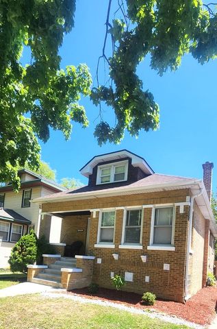 1605 S 16th Avenue, Maywood, IL 60153