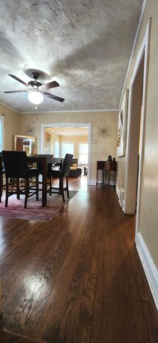 1605 S 16th Avenue, Maywood, IL 60153