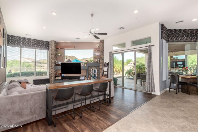 9156 W BAJADA Road, Peoria, AZ 85383