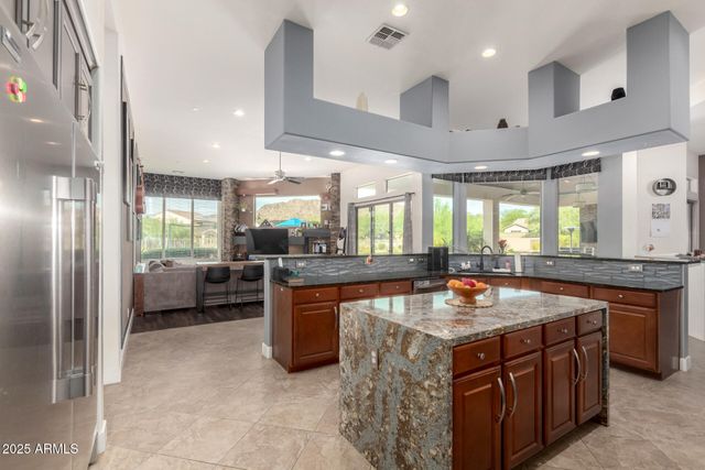 9156 W BAJADA Road, Peoria, AZ 85383