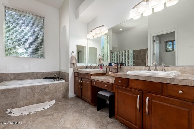 9156 W BAJADA Road, Peoria, AZ 85383