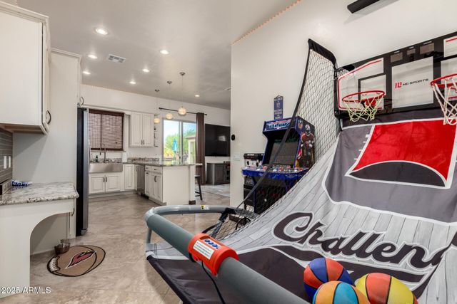 9156 W BAJADA Road, Peoria, AZ 85383