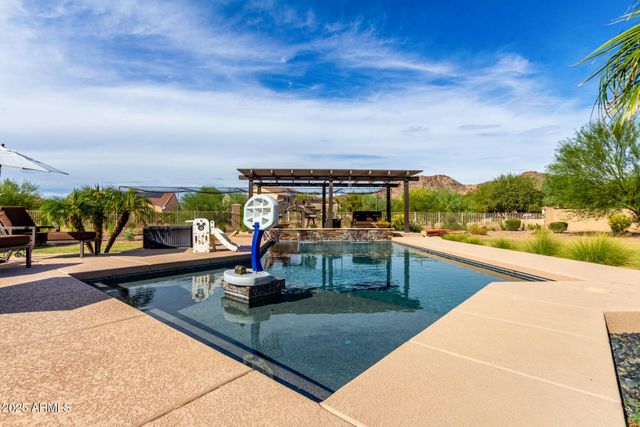 9156 W BAJADA Road, Peoria, AZ 85383