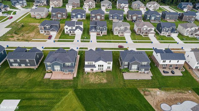 51104 Nature Trail Drive, Macomb Twp, MI 48042