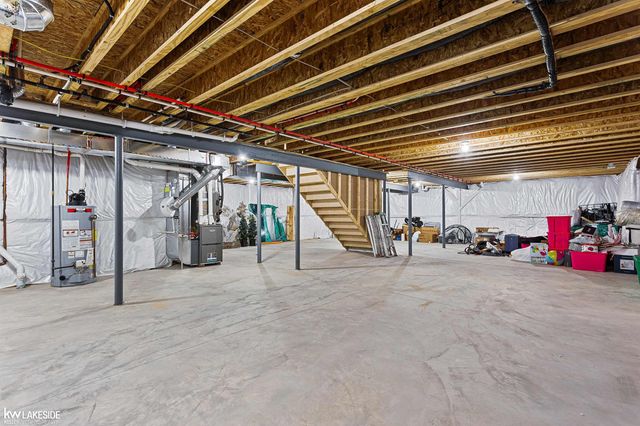 51104 Nature Trail Drive, Macomb Twp, MI 48042