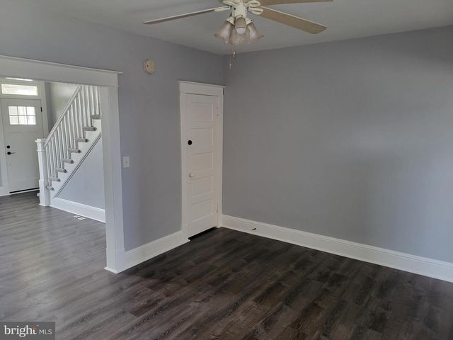 6757 WOODLEY RD, Dundalk, MD 21222