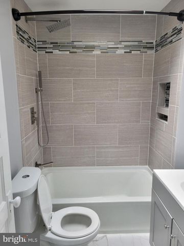 6757 WOODLEY RD, Dundalk, MD 21222