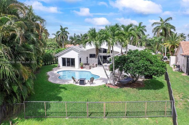 550 NW 110th Avenue, Plantation, FL 33324