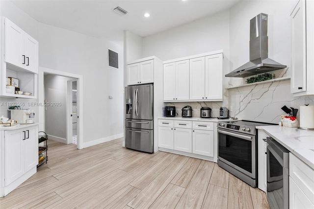 550 NW 110th Avenue, Plantation, FL 33324