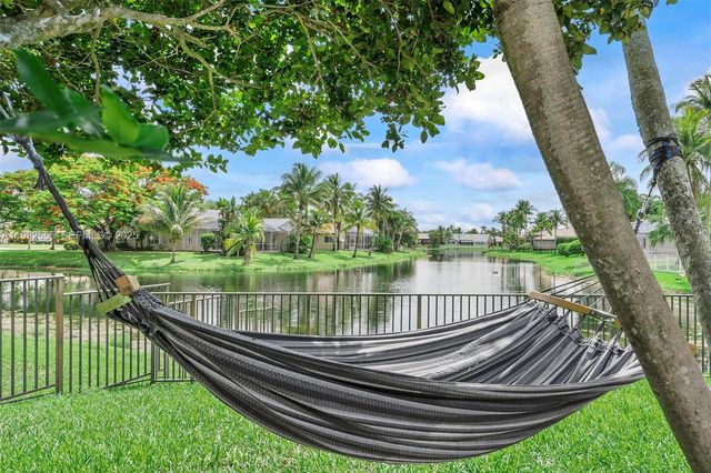 550 NW 110th Avenue, Plantation, FL 33324