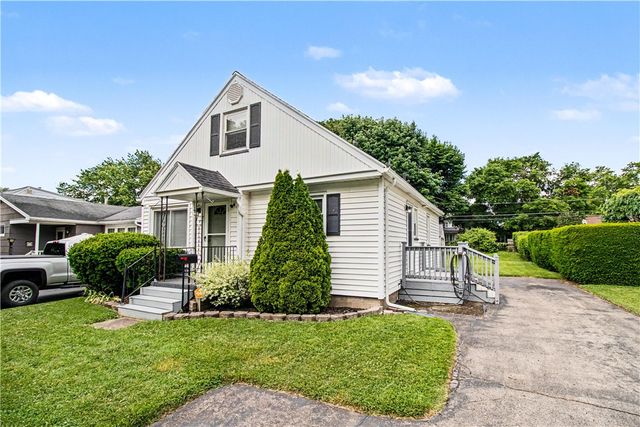 127 Wood Road, Greece, NY 14626