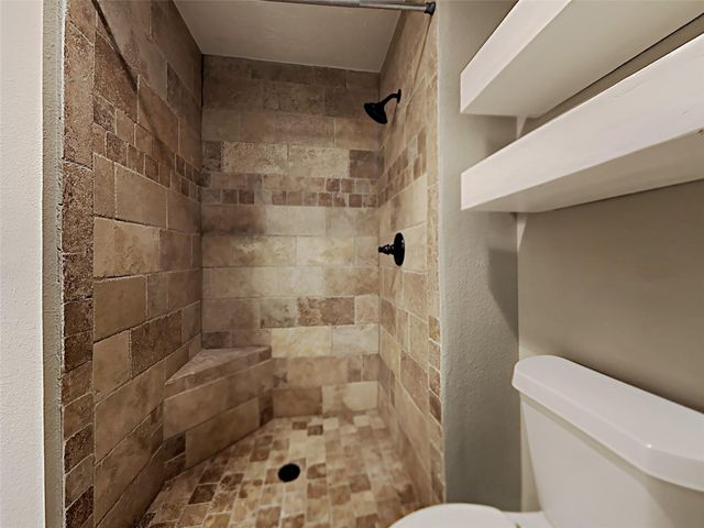 41 Kittiwake Court, Spring, TX 77380