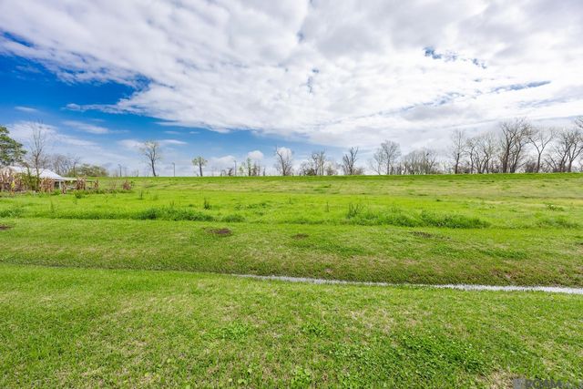 23135 Nadler St, Plaquemine, LA 70764