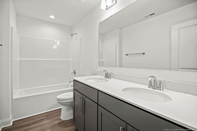 102 Uwharrie Way, Sanford, NC 27330