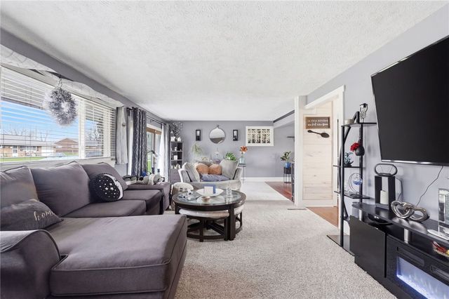 5718 Rousseau Drive, Dayton, OH 45424