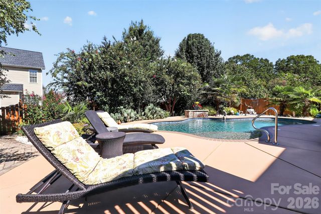 13012 Neely Glen Drive, Charlotte, NC 28278
