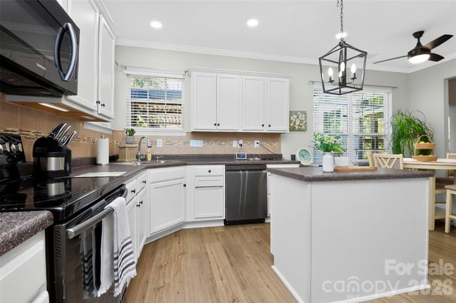 13012 Neely Glen Drive, Charlotte, NC 28278