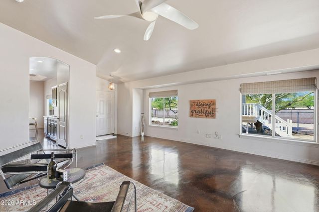 6610 E DIXILETA Drive, Cave Creek, AZ 85331