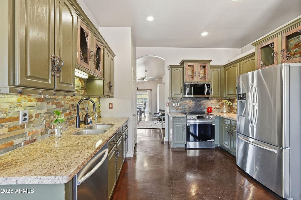 6610 E DIXILETA Drive, Cave Creek, AZ 85331