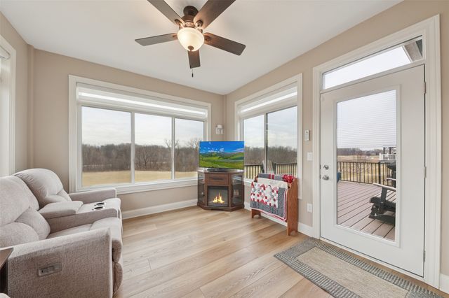 1626 Lakeview Drive, Pleasant Hill, IA 50327