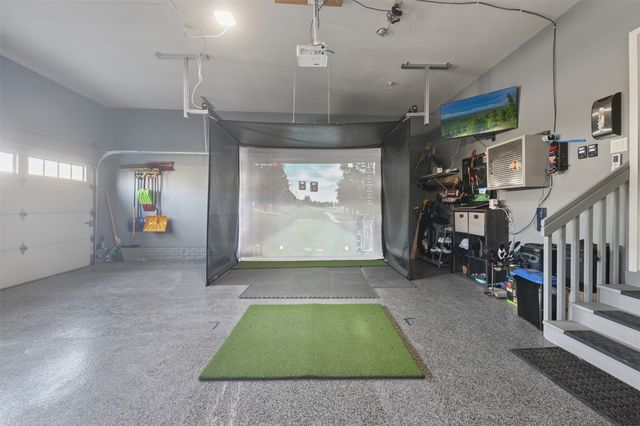 1626 Lakeview Drive, Pleasant Hill, IA 50327