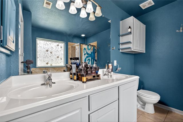 1805 Foxglove Drive, La Porte, TX 77571