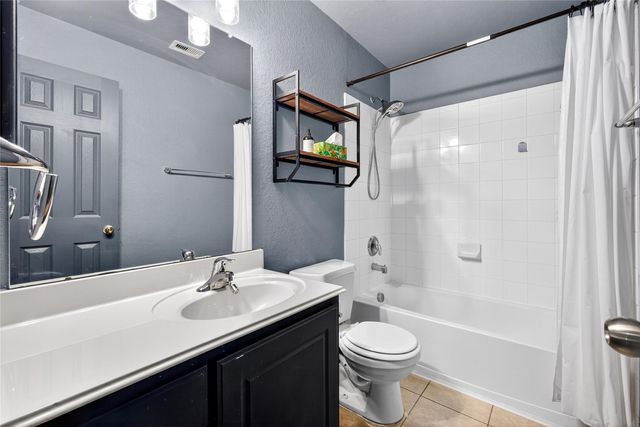 1805 Foxglove Drive, La Porte, TX 77571